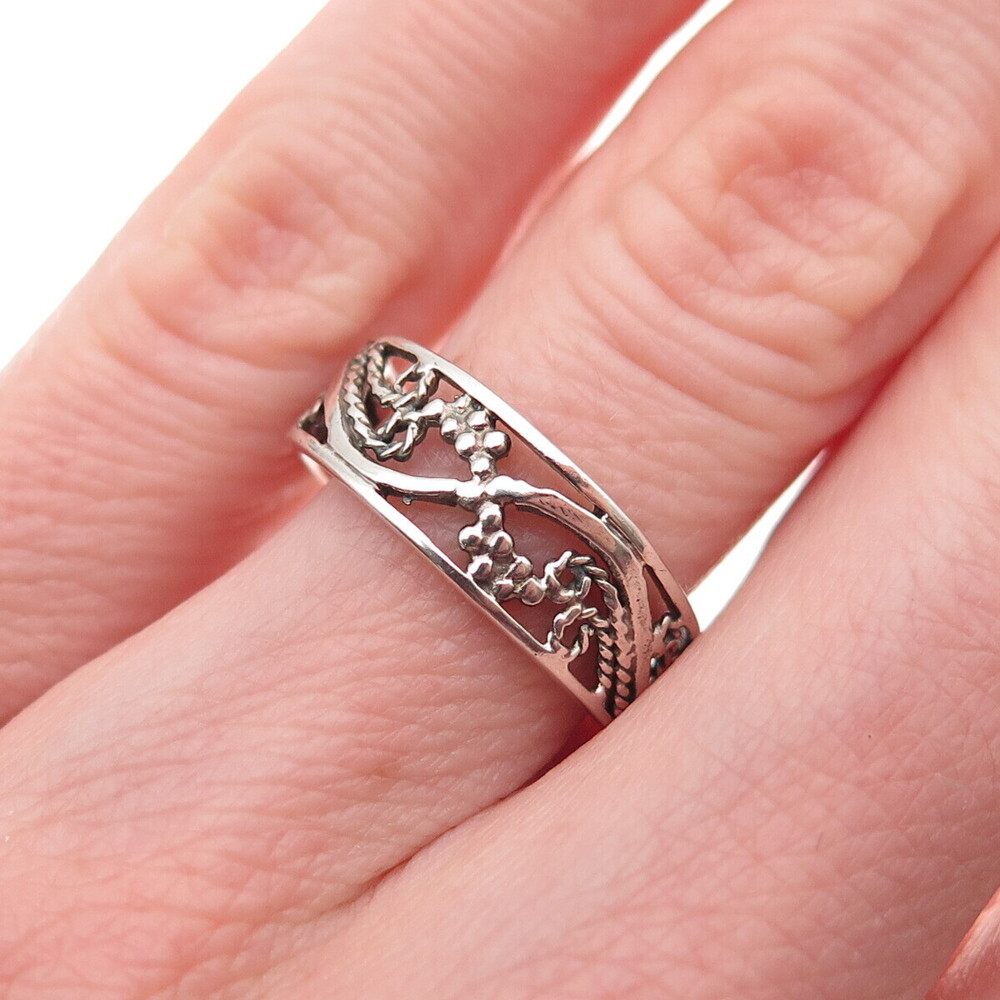925 Sterling Silver Vintage Floral Swirl Oxidized Band Ring Size 6